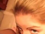 Svensk blondin suger Like a Pro