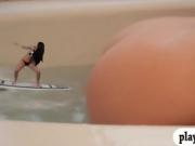Blond lady convinced to show off her ass in the bathtub