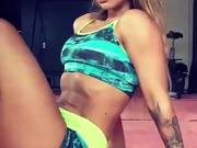 Im looking hot with my sexy pussy and hot boobs P
