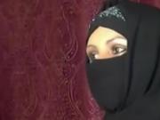 Real Arab Egypt Wife Masturbates Her Arabic Pussy On Live Web