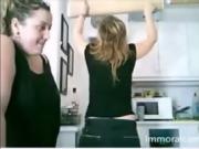 Webcam Girl Girlfriends Mum Showing Tits