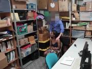 LP officer screws ebony Dayas wet pussy