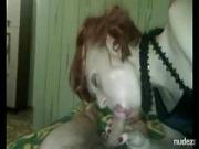 Redhead broad oral sex and sperm in mouth