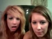 2 Hot Teens Fool Around Naked On dirty chat
