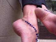 Feet in very sexy blue beads
