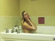 Webcam amateur gets fucked in the hotel bathroom