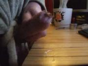 Close up cum 4