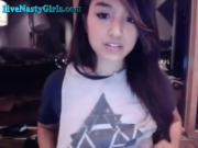 Cute Asian Webcam Teen Chatting