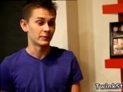 Gay twinks video gratis first time Kirk Taylor has arrived for dinner and