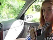 Young babe blowing dick in car